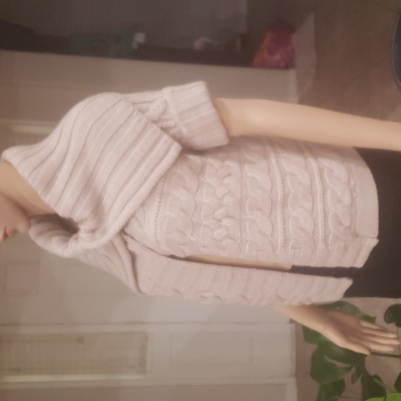 The Limited M snap button cowl neck wool blend cableknit cardigan top - Picture 2 of 10